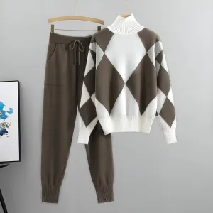 Aina - Warm Turtleneck Set