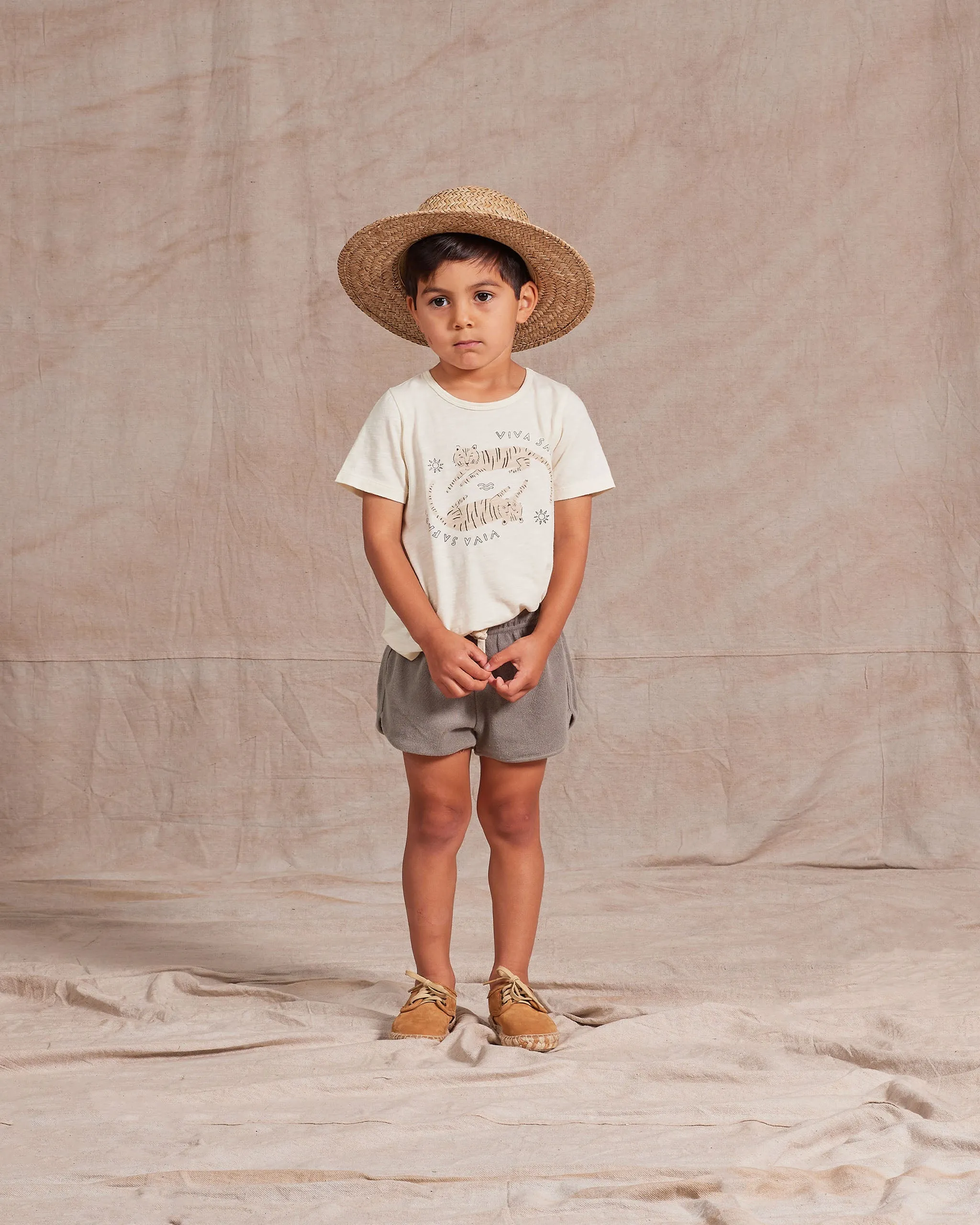 basic tee || viva safari