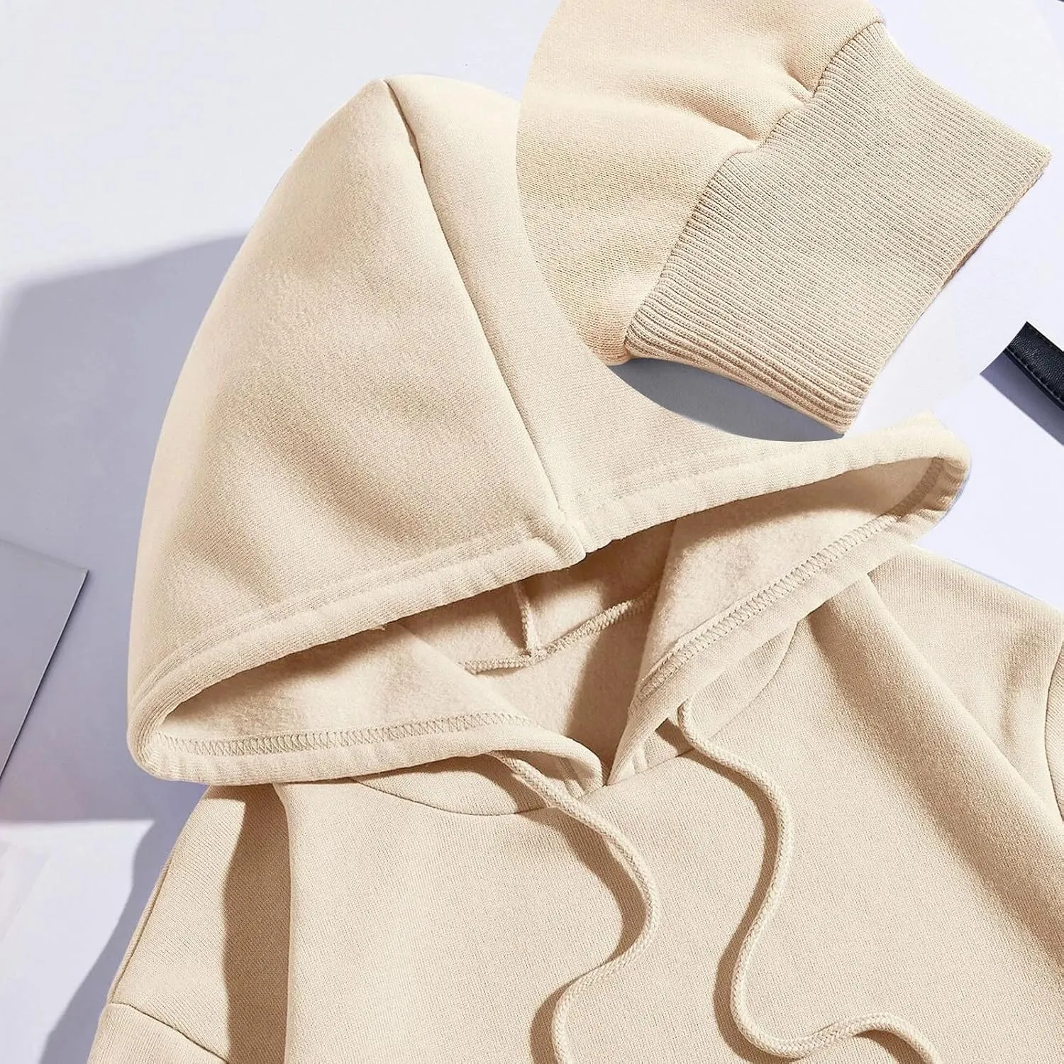 KIEKIECOO Graphic Hoodies With Designs for Teen Girls Aesthetic Cute Oversized Fall Sweatshirts Love Never Fails for Women