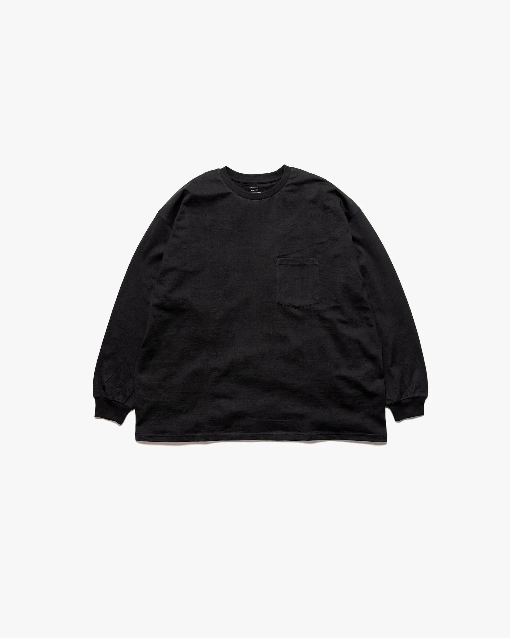 L/S Oversized Pocket Tee