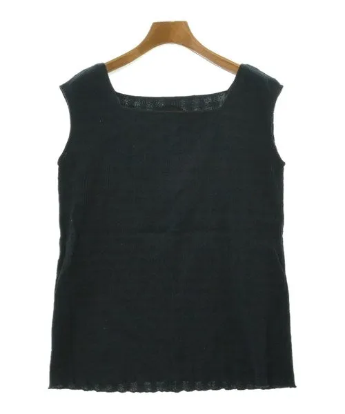 Pheeta Vests