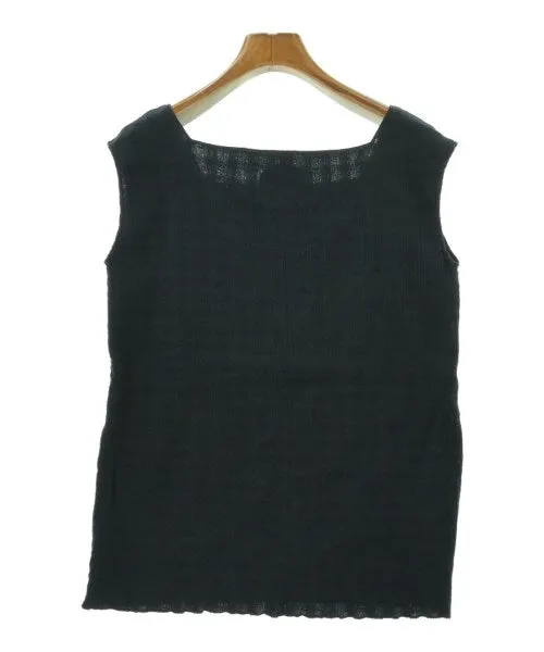 Pheeta Vests