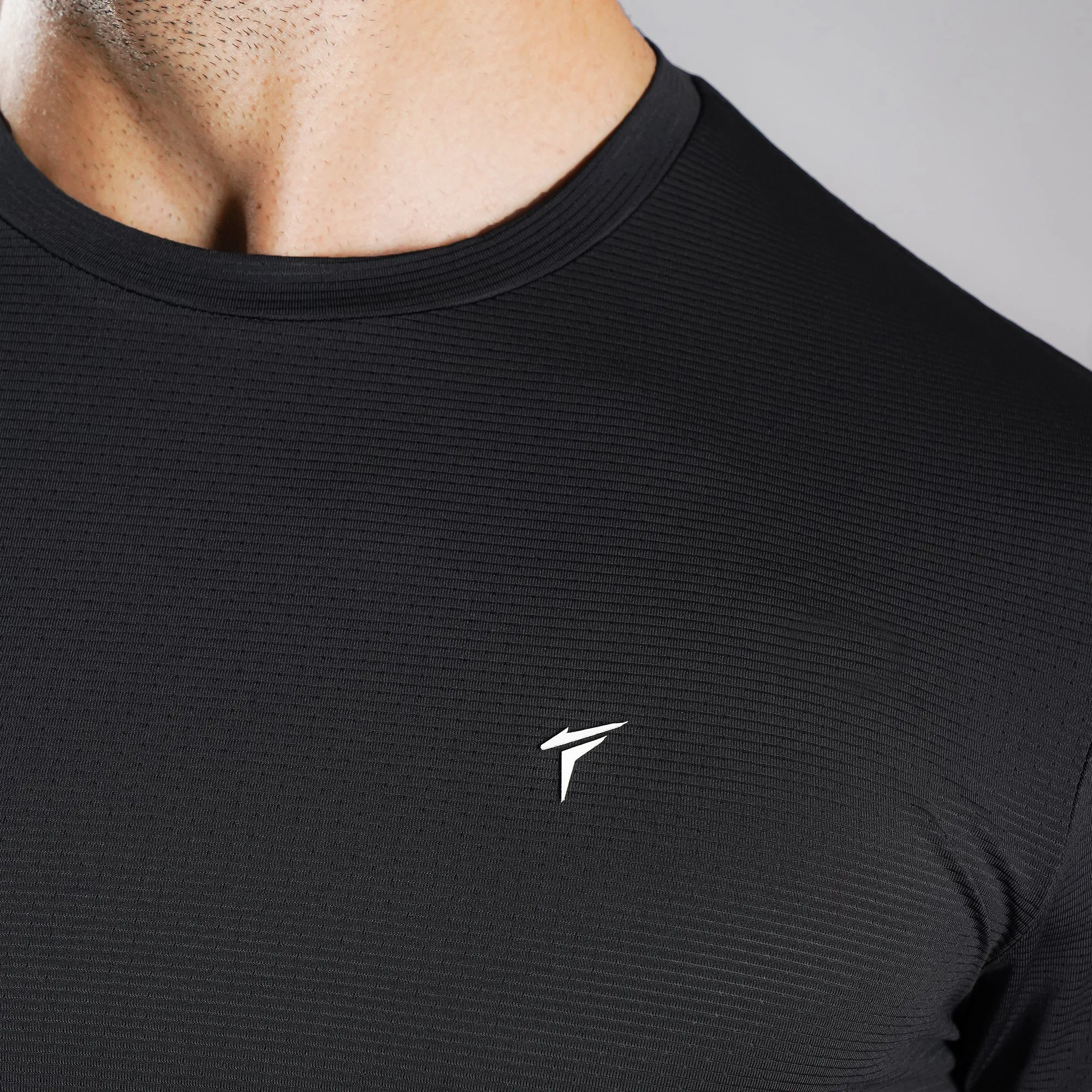 Tf-Black Ultra Stretch Mesh Tee