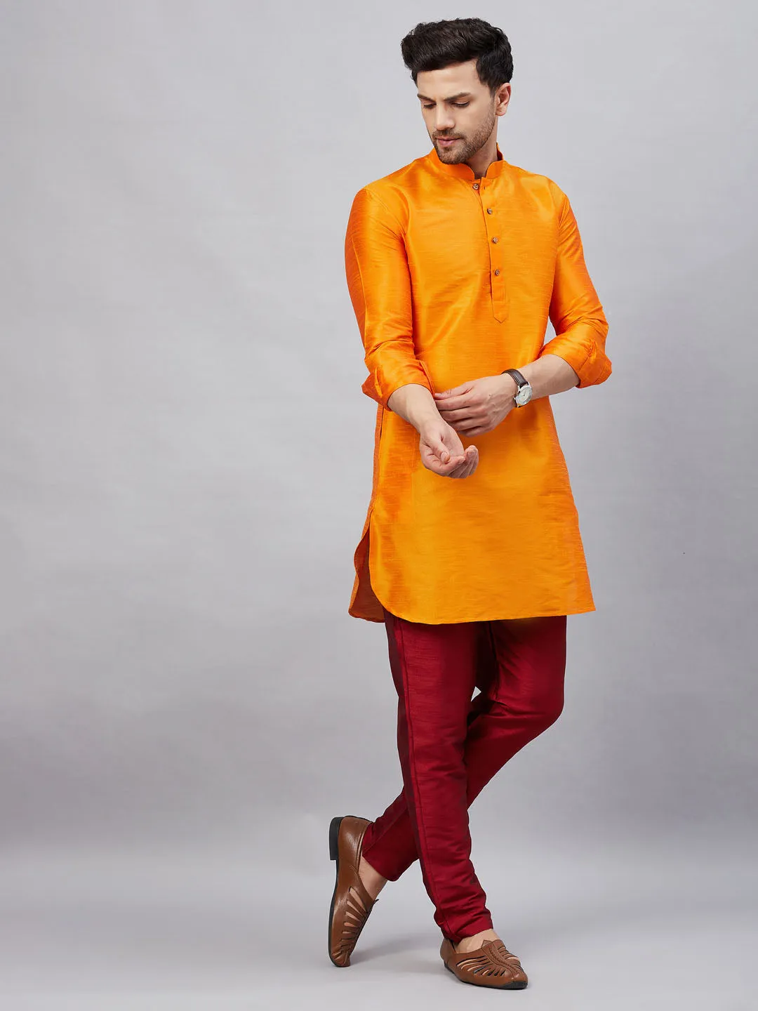 VASTRAMAY Men's Orange Silk Blend Kurta Set