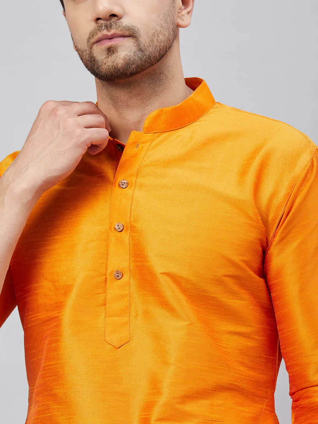 VASTRAMAY Men's Orange Silk Blend Kurta Set
