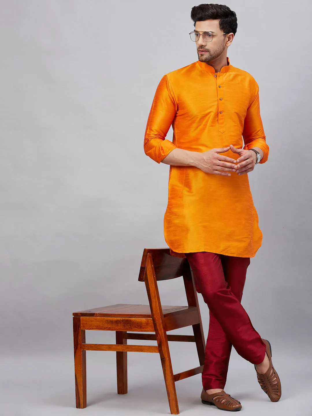 VASTRAMAY Men's Orange Silk Blend Kurta Set